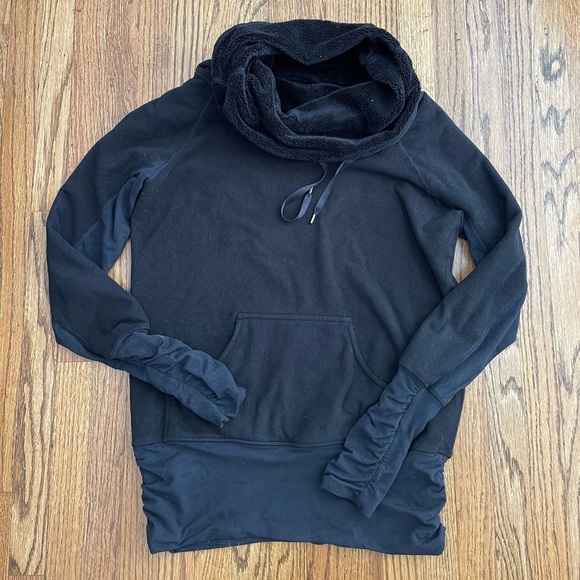 Lululemon Don’t Hurry Be Happy Pullover - Picture 3 of 13